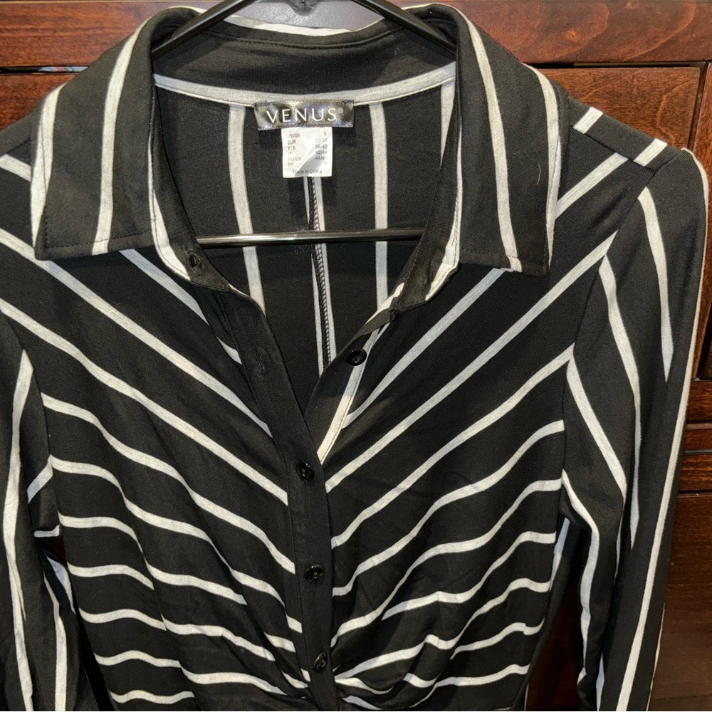 Striped Knot Detail Shirt Dress. Small new - Picture 4 of 7